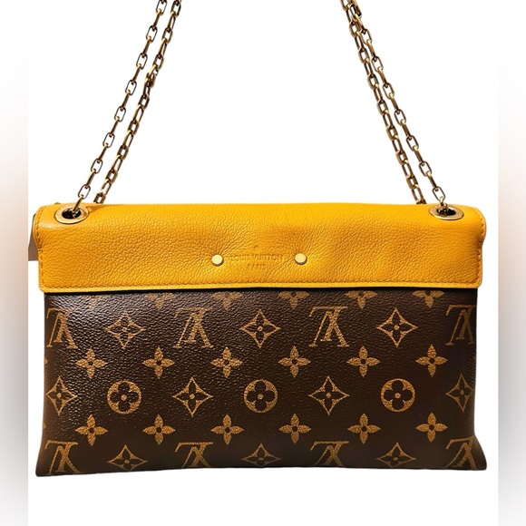 267 Preloved  Louis Vuitton LV Pallas Crossbody Monogram ($$ Marked down 2/9/25) - Picture 3 of 11